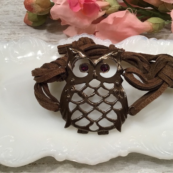 💎[2/$24.00]💎 Owl Bracelet - Picture 2 of 5